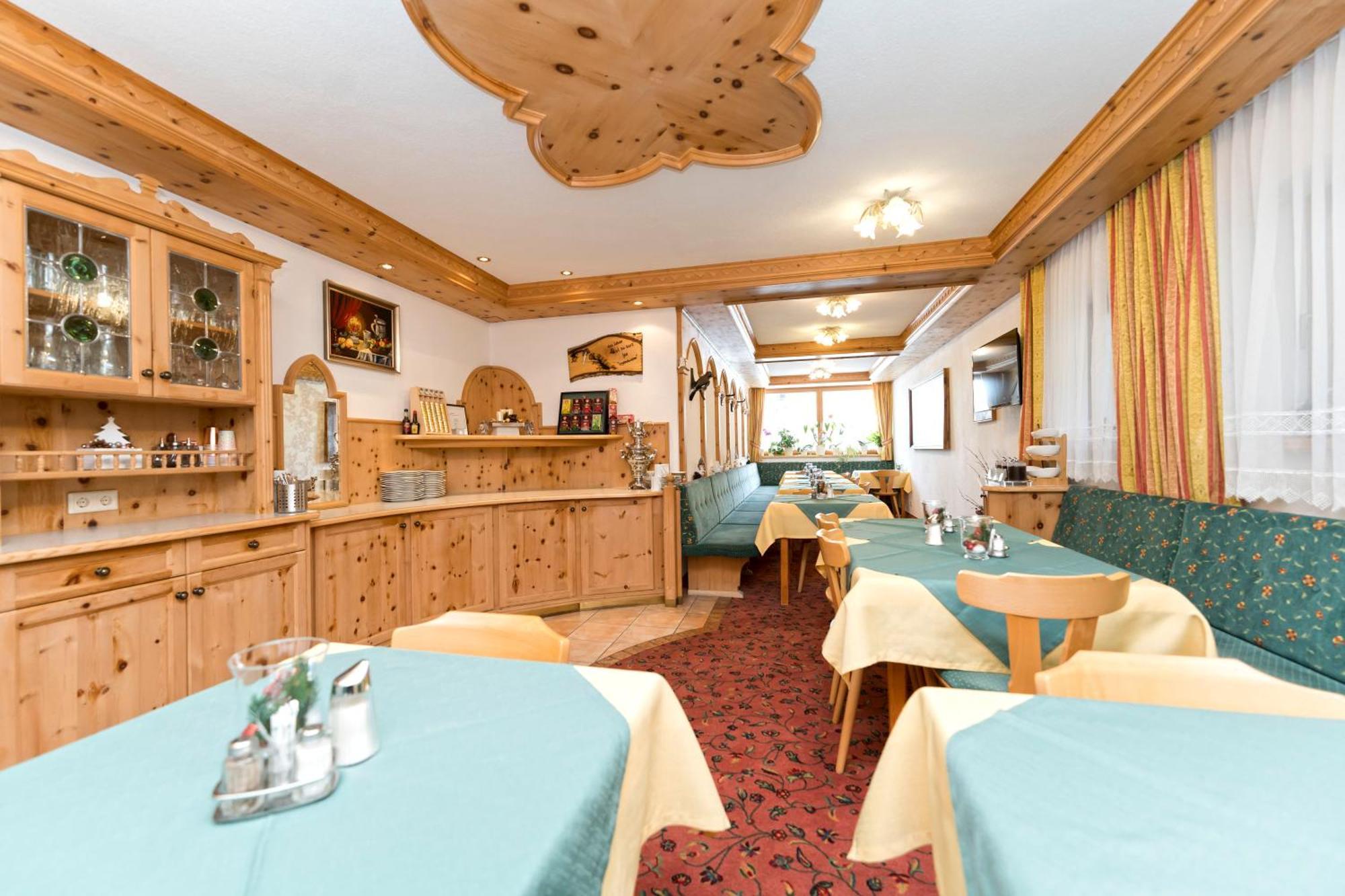 Hotel Garni Siegele - Inklusive Silvretta-Card Premium Ischgl Eksteriør billede